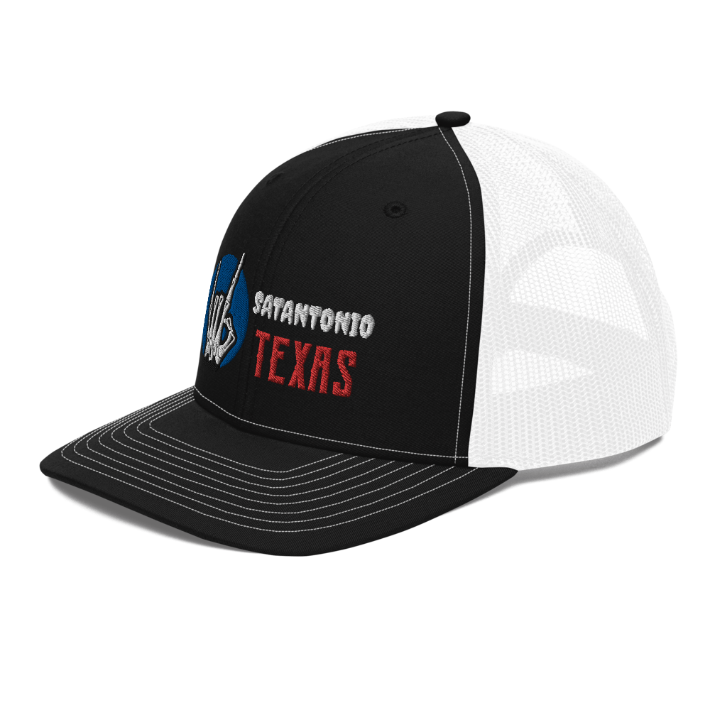 &quot;DOESN&#39;T THE LOGO ON THIS HAT KIND OF LOOK LIKE THE TEXAS FLAG?&quot;